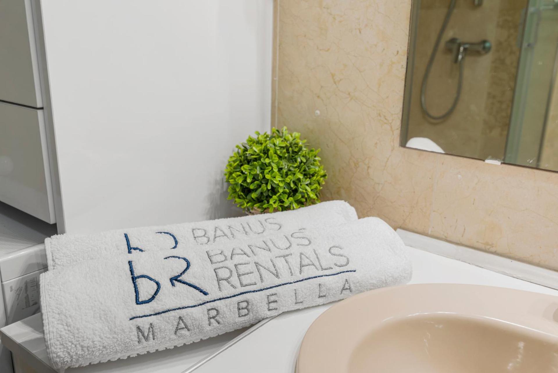 1 Bedroom In Andalucia Del Mar - Puerto Banus * Marbella