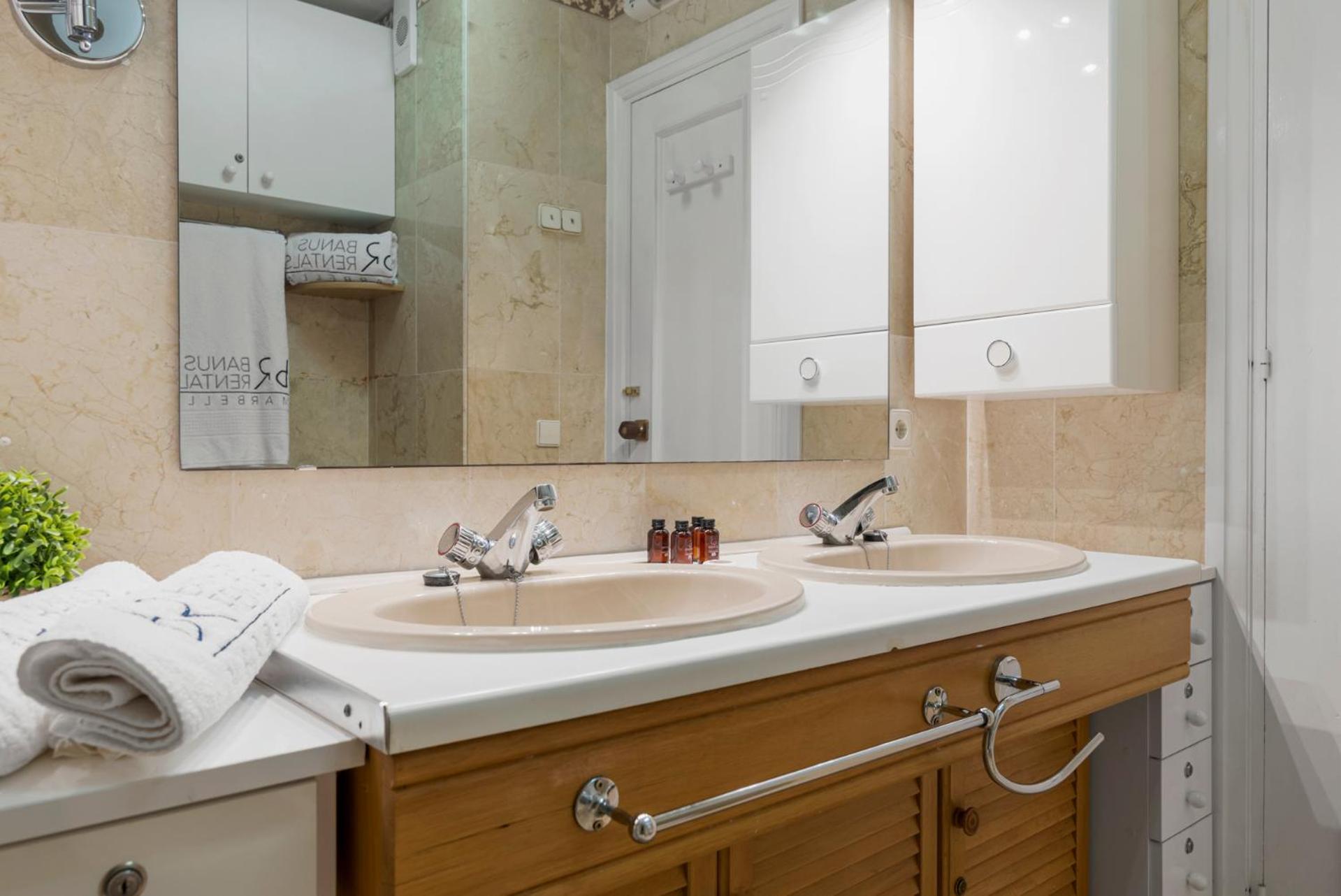 Apartamento 1 Bedroom In Andalucía Del Mar - Puerto Banús Marbella